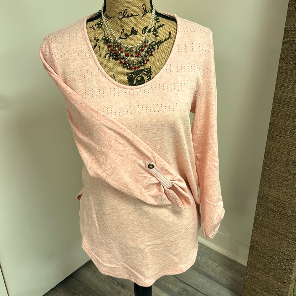 Anthropologie Akemi + Kin Drop Tail Peach Pointelle Tunic with 3/4 Tab Sleeves